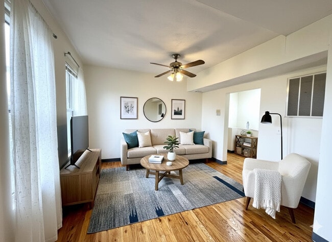 840 Huntington Ave, Unit 3