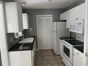 18101 Heritage Ln in Houston, TX - Building Photo - Building Photo