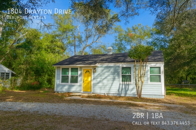 1804 Drayton Dr in Port Royal, SC - Building Photo - Building Photo