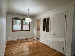 4026 43rd St in Des Moines, IA - Building Photo - Building Photo