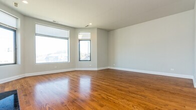 5644 N California Ave-Unit -GS in Chicago, IL - Building Photo - Building Photo