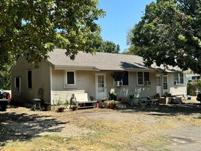 Graham St Duplexes in Fort Worth, TX - Building Photo - Building Photo