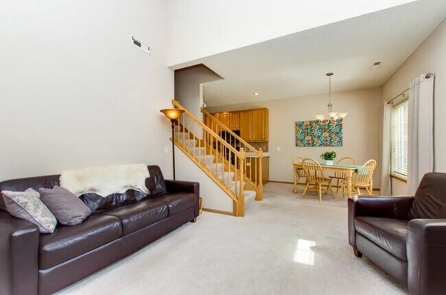 14 Bridgewater Trl in Hudson, WI - Building Photo - Building Photo