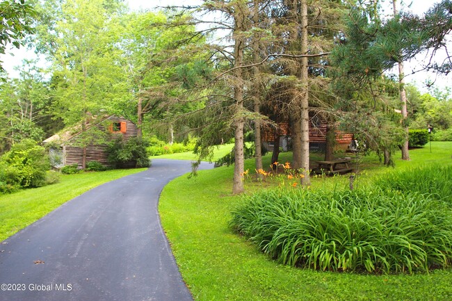 328 Joslyn School Rd in East Berne, NY - Building Photo - Building Photo