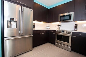 1440 Retreat Cir in Clermont, FL - Foto de edificio - Building Photo