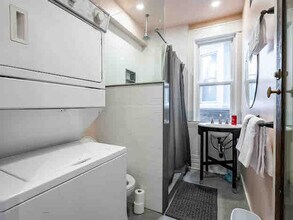 52 Columbine Ave, Unit SI ID1513111P in Toronto, ON - Building Photo - Building Photo