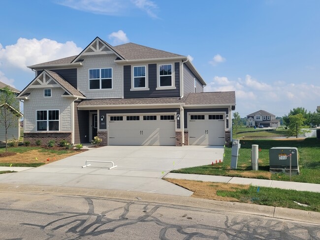 1381 Turner Trace Pl S in Avon, IN - Foto de edificio - Building Photo