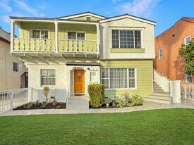 4523 Saturn St, Unit 4523 Saturn Street in Los Angeles, CA - Building Photo