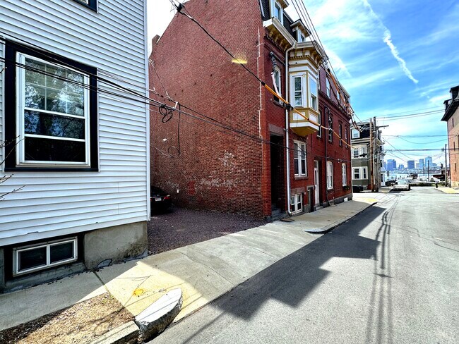 property at 22 Pembroke St