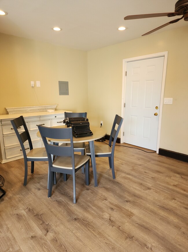 11579 Welk Ave, Unit 11579