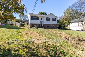 1817 Sedgewick Dr in Knoxville, TN - Building Photo - Building Photo
