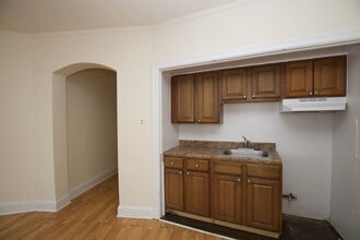 3335 W Diversey Ave in Chicago, IL - Building Photo - Building Photo