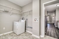 537 Chateau Ave photo'