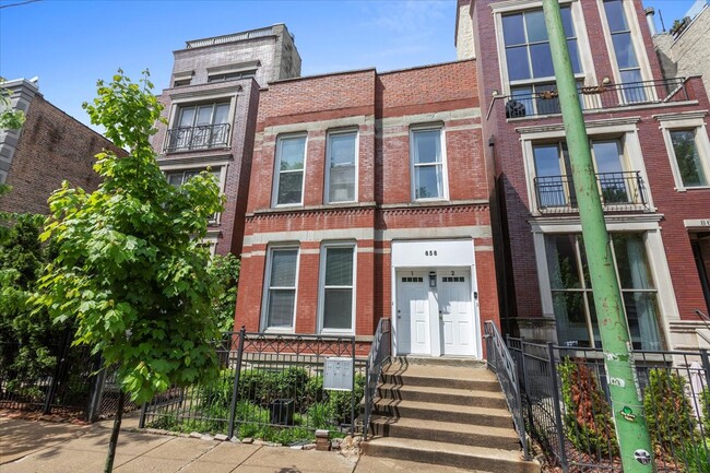 858 N Paulina St, Unit # 01