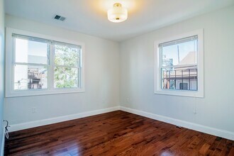 95 Maverick St, Unit 3 in Boston, MA - Building Photo - Building Photo