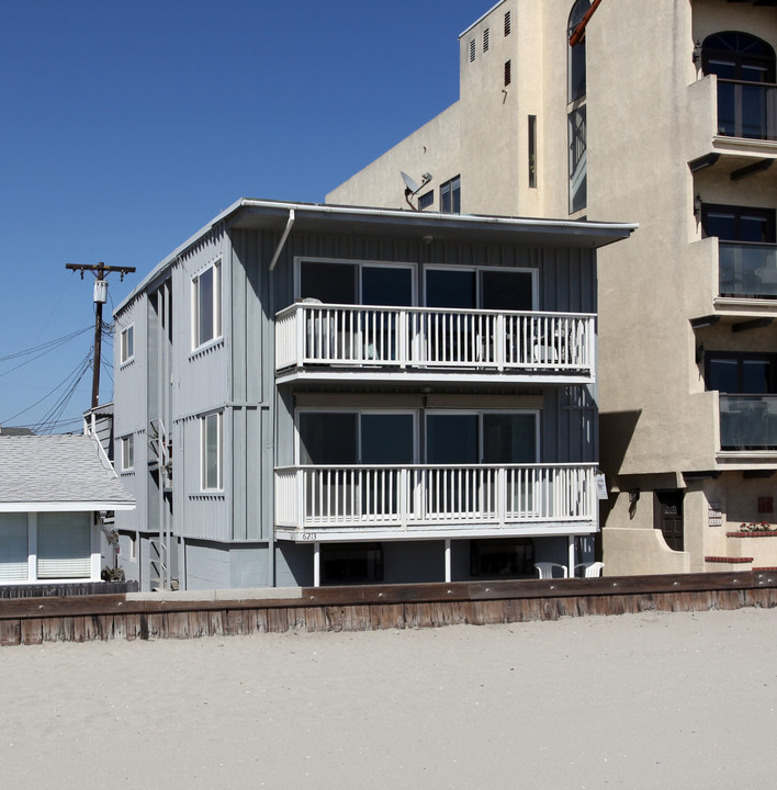 6213 E Seaside Walk in Long Beach, CA - Foto de edificio