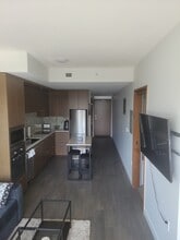 13495 Central Av, Unit 1509 in Surrey, BC - Building Photo - Building Photo