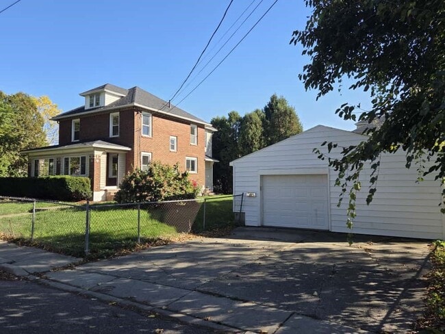 40.5 Julian St in Binghamton, NY - Building Photo - Building Photo