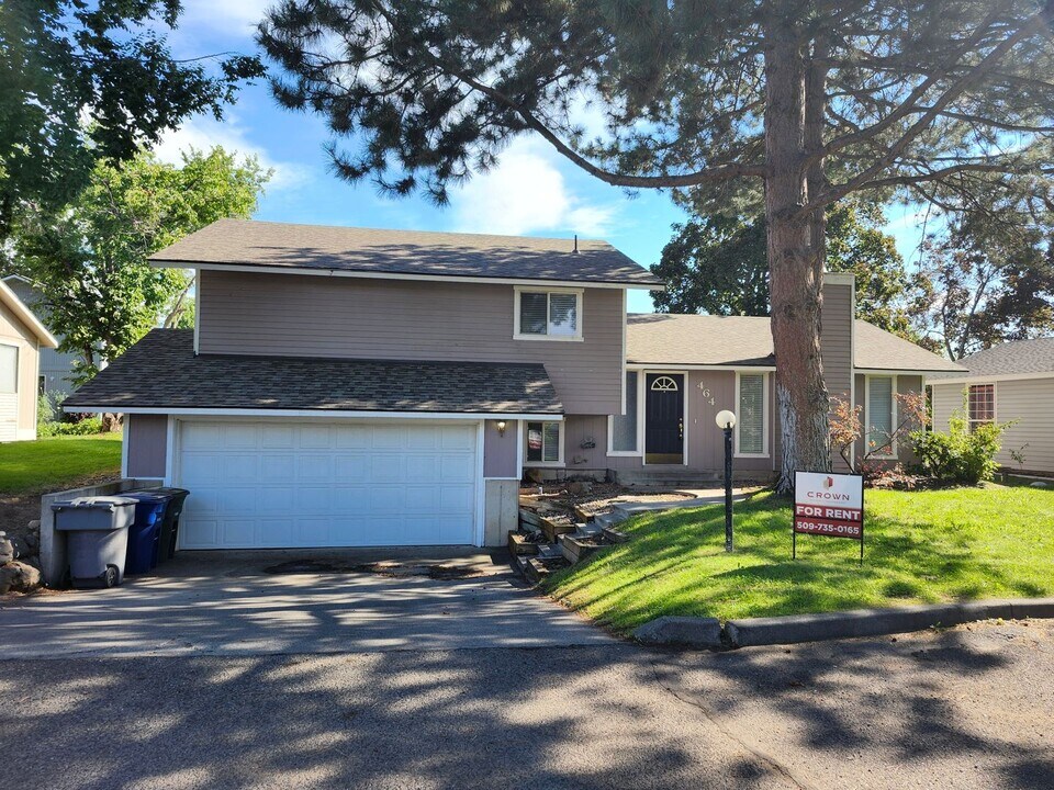 464 Mainmast Ct in Richland, WA - Building Photo