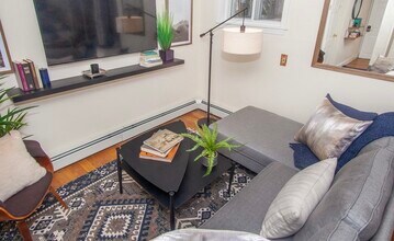 2 Buckingham St in Boston, MA - Building Photo - Building Photo