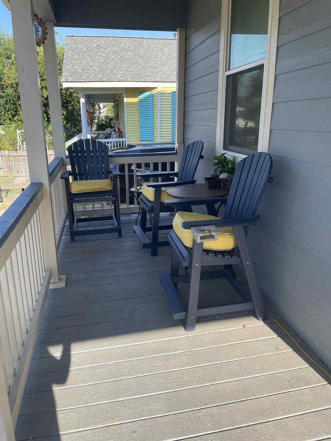 3519 Avenue P 1/2 in Galveston, TX - Building Photo - Building Photo