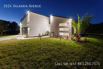 2624 Valkaria Ave in North Port, FL - Foto de edificio - Building Photo