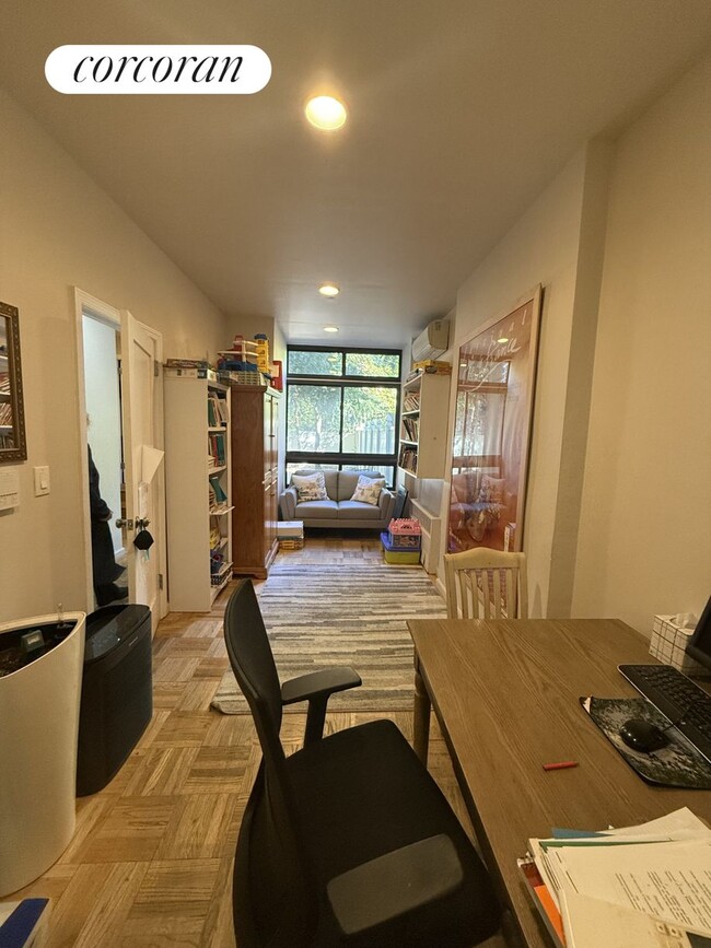 51 W 94th St in New York, NY - Building Photo - Building Photo