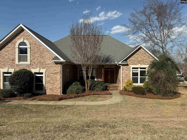 property at 44 Tennis Ct