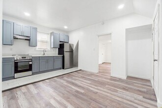 156 Shepard Ave in East Orange, NJ - Building Photo - Building Photo