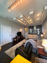 1722 W Belmont Ave in Chicago, IL - Building Photo - Building Photo