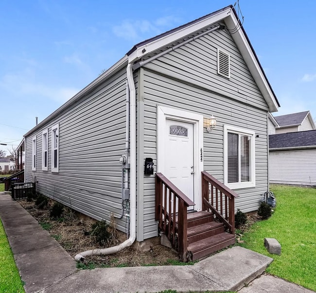 property at 644 S 26th St