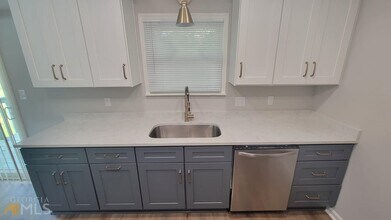 135 Rose Ct in Fayetteville, GA - Building Photo - Building Photo