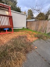7545 S Dillard Ave in Concrete, WA - Building Photo - Building Photo