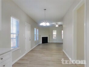 2635 Brookgate Crossing in Ellenwood, GA - Foto de edificio - Building Photo