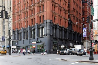 2 Beekman Cooperative in New York, NY - Foto de edificio - Building Photo