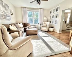 521 4th St in Oakmont, PA - Building Photo - Building Photo
