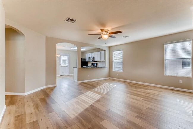 113 Brooke St in Hutto, TX - Building Photo - Building Photo