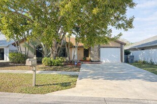 21374 Summertrace Cir in Boca Raton, FL - Building Photo