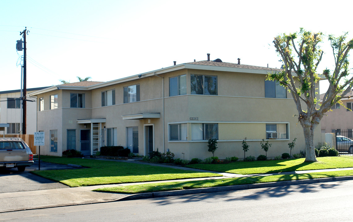 12202 Peacock Ct in Garden Grove, CA - Building Photo