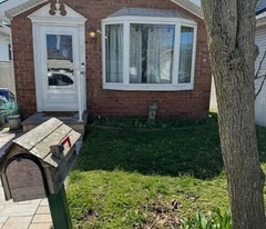 40 Marscher Pl in Staten Island, NY - Building Photo