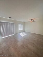 9994 Cameron St in Las Vegas, NV - Building Photo - Building Photo