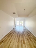 230 S. Hamilton in Beverly Hills, CA - Building Photo