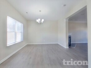 1208 Ballina Way in Charlotte, NC - Foto de edificio - Building Photo