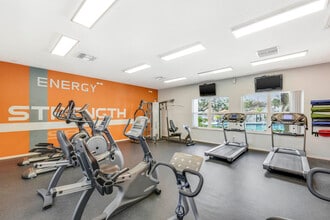 Wellington Woods in Kissimmee, FL - Foto de edificio - Building Photo