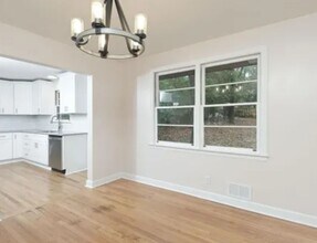 2534 Forest Dr in Columbia, SC - Building Photo - Building Photo