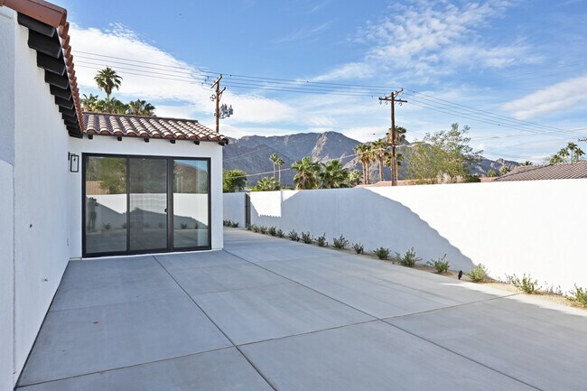 52775 Avenida Navarro in La Quinta, CA - Building Photo - Building Photo