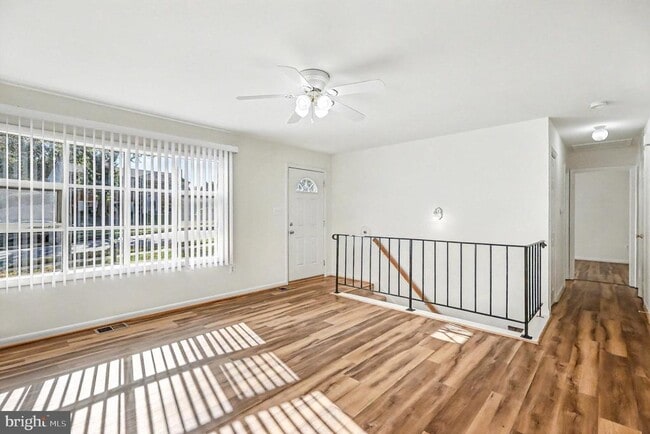 13828 Londonderry Ct in Woodbridge, VA - Building Photo - Building Photo