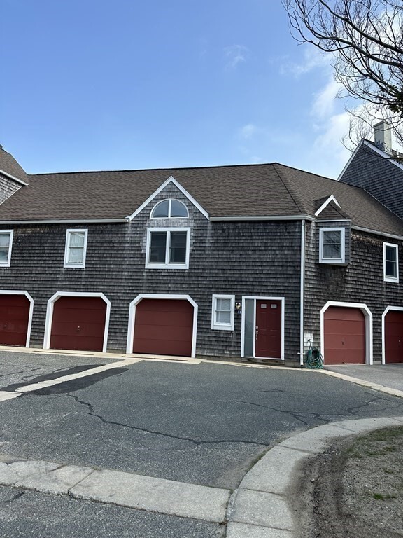 11 Spinnaker Hill Ln-Unit -w/garage in Hull, MA - Building Photo - Building Photo