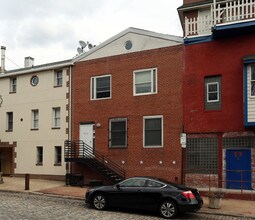 311-313 N Front St in Philadelphia, PA - Foto de edificio - Building Photo