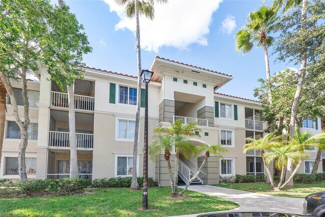 11655 W Atlantic Blvd in Coral Springs, FL - Foto de edificio - Building Photo